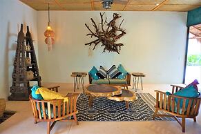 La Puerta Azul Beachfront - Adults Only