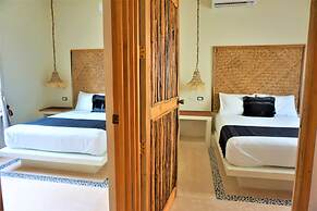 La Puerta Azul Beachfront - Adults Only