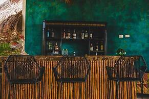 La Puerta Azul Beachfront - Adults Only