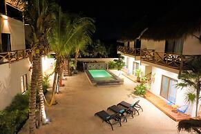 La Puerta Azul Beachfront - Adults Only