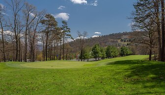 Massanuttens Shenandoah Villas by Tripforth