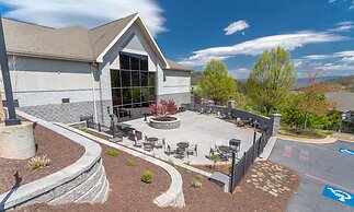 Massanuttens Shenandoah Villas by Tripforth