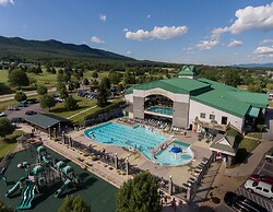 Massanutten's Woodstone Meadows by Tripforth