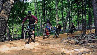 Massanutten's Woodstone Meadows by Tripforth