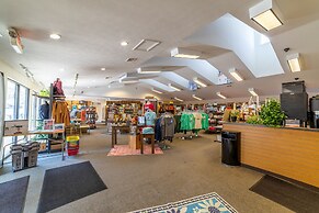 Massanutten's Woodstone Meadows by Tripforth