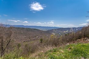 Massanutten's Woodstone Meadows by Tripforth