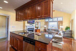 Massanutten's Regal Vistas by Tripforth