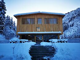 Campra Alpine Lodge & Spa