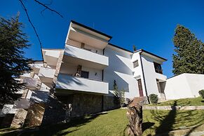 Chateau Linza Resort