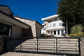 Chateau Linza Resort