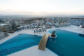 Chateau Linza Resort