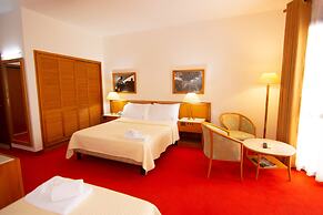 Chateau Linza Resort