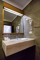 Chateau Linza Resort