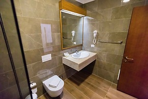 Chateau Linza Resort