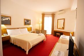 Chateau Linza Resort