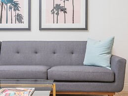 Sunny Palms at Warm Sands