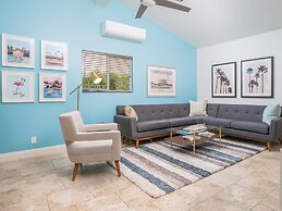 Sunny Palms at Warm Sands