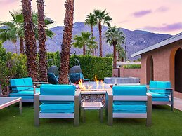 Sunny Palms at Warm Sands