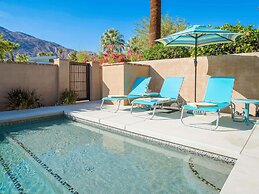 Sunny Palms at Warm Sands