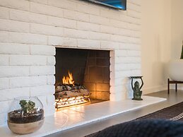 Modern Marion at Twin Palms