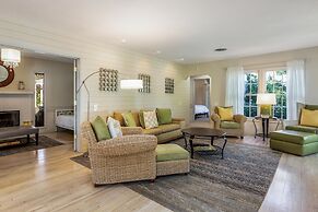 Ruth Hardy Park Oasis