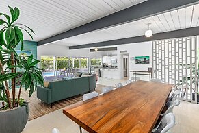 Alexander on Bedford