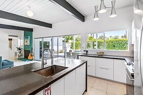 Alexander on Bedford