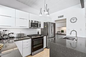 Alexander on Bedford