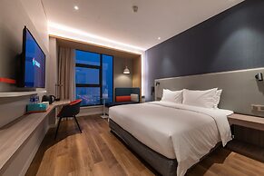 Holiday Inn Express Kaifeng City Center by IHG