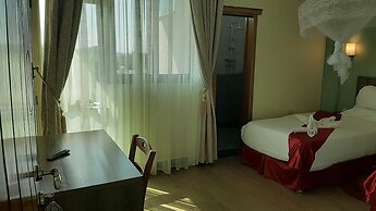Teferi Mekonnen Hotel