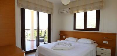 Villa MAS2 by JoyLettings