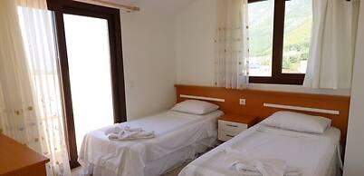 Villa MAS2 by JoyLettings