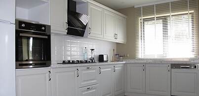 Villa JOY1 by JoyLettings