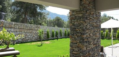 Villa JOY1 by JoyLettings