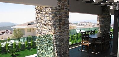 Villa JOY1 by JoyLettings