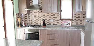 Villa LMP1 by JoyLettings