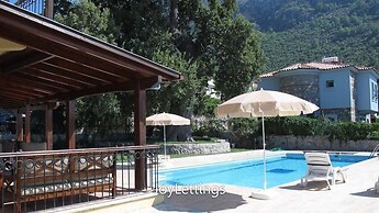 Villa FT11 by JoyLettings