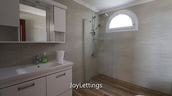 Villa BEY3 by JoyLettings