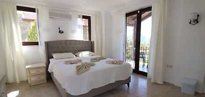 Villa XT12 by JoyLettings