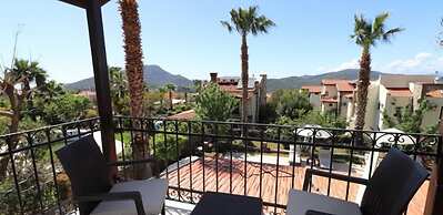 Villa XT12 by JoyLettings