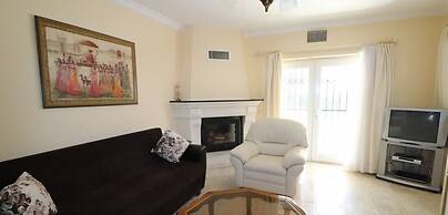 Villa FT04 by JoyLettings