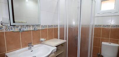 Villa FT04 by JoyLettings