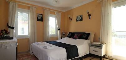 Villa FT07 by JoyLettings