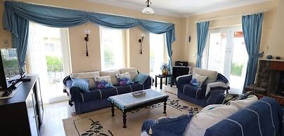 Villa FT07 by JoyLettings