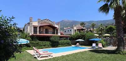 Villa XT15 by JoyLettings