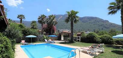 Villa XT15 by JoyLettings