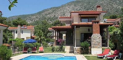 Villa AX20 by JoyLettings