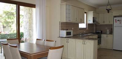 Villa AX20 by JoyLettings