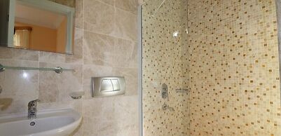 Villa YS07 by JoyLettings