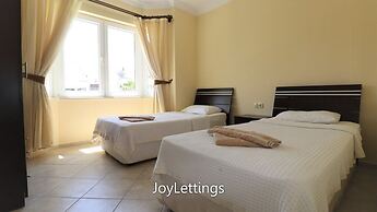 Villa YS09 by JoyLettings